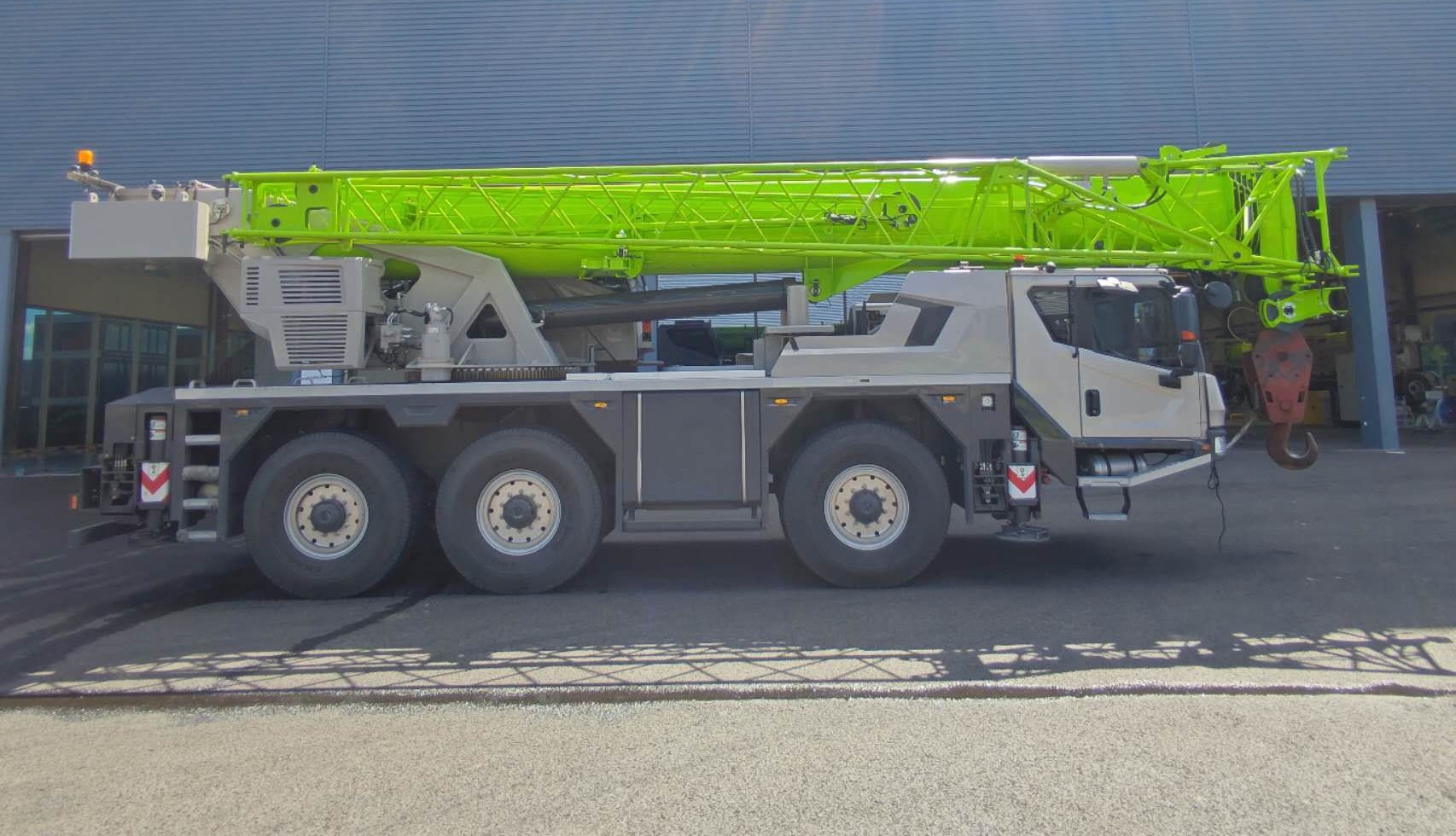 Ataşehir kiralık mobil vinç